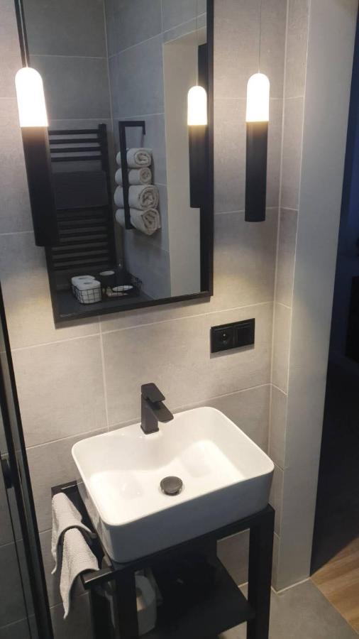 Apartment Between Krasków Εξωτερικό φωτογραφία