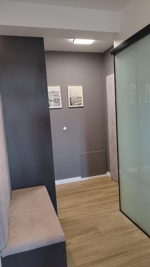 Apartment Between Krasków Εξωτερικό φωτογραφία